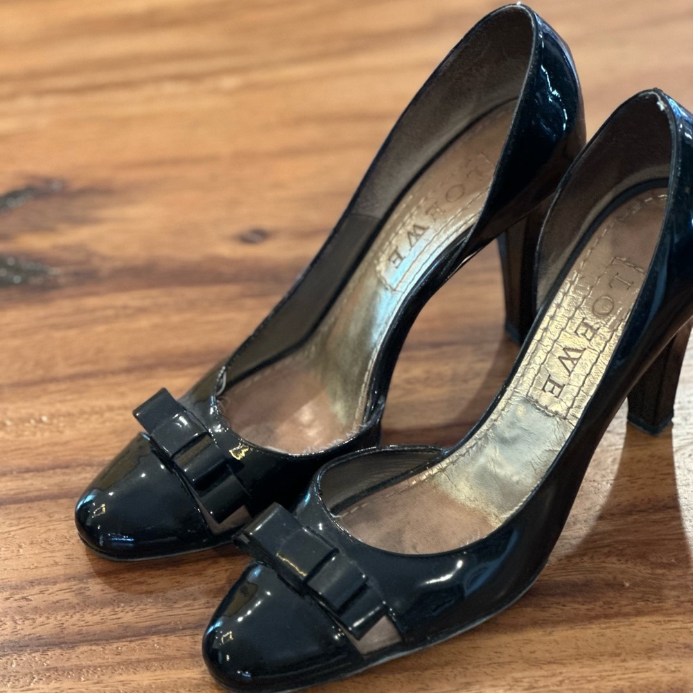 Loewe Black Patent Leather Heels with Bow